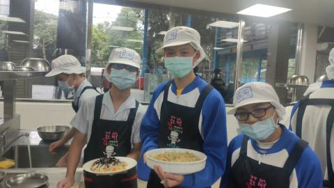 20210414海山國中（日式蔬菜煎餅海鮮烏龍麵）_210421_7.jpg