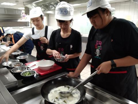 416義學國中 香菇油飯 味曽湯_210421_6.jpg